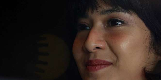 Heboh Video Dian Sastro Tepis Tangan Penggemar