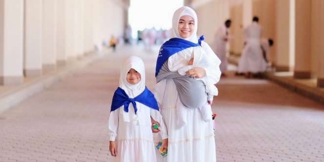 Umroh Bawa Bayi 3 Bulan, Ini Trik dari Ghaida Tsurayya