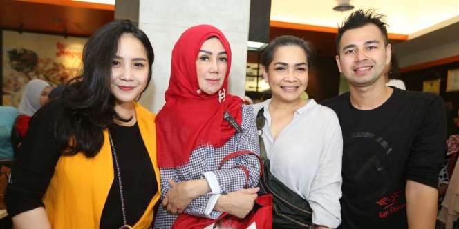 Terungkap Alasan Raffi dan Ibunda Absen di Resepsi Adik Nagita