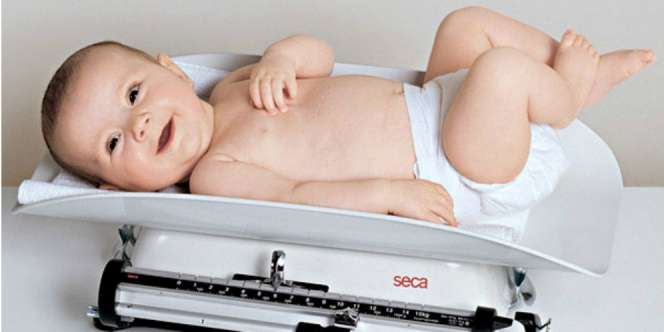 Berat Badan Si Kecil di Bawah Normal? Segera Periksa