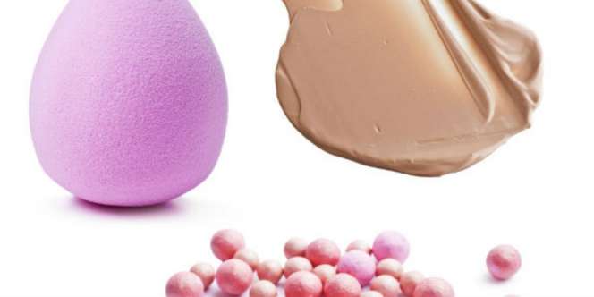 5 Cara Paktis Membersihkan Alat Rias