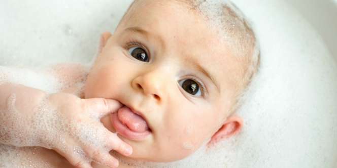 Lidah Bayi Sering Belang? Ternyata Karena...