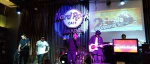 Tur `Bebas` Saint Loco Tanpa Iwa K