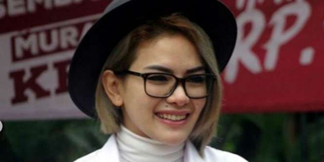 Biar Tak Cuma Ahok, Nikita Mirzani Mau Habib Rizieq Dipenjara
