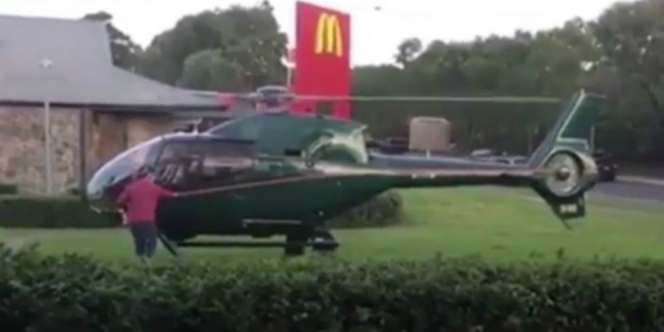 Lapar Menyerang, Pilot Nekat `Parkir` Heli di Resto