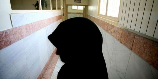 Ketahuan Selingkuh, Istri Dihukum 2 Tahun Mandikan Mayat