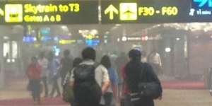 Bandara Changi Singapura Terbakar