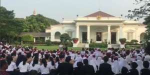 Cerita Jokowi Mendongeng Lutung Kasarung di Depan Pelajar
