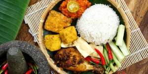 Santaplah Menu Sehat yang Dapat Menjagamu Seharian