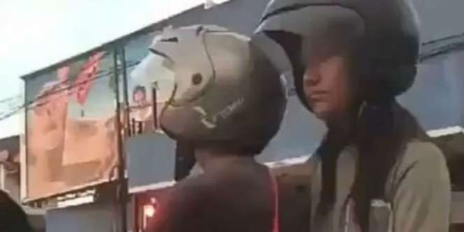 Video Pasangan Remaja Ini Jadi Viral, Lihat Wajah Perempuannya