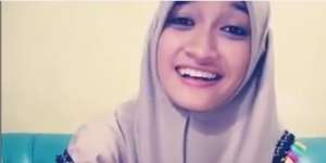 Video `Sahur dan Buka Sendirian` Hijaber Ini Jadi Viral