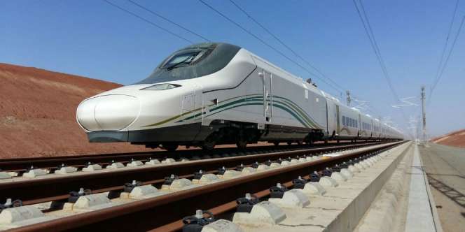 Ada Kereta Cepat Mekah-Madinah, Jamaah Umroh Jadi Kian Mudah