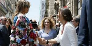 Wow! Jaket Melania Trump Setara Upah Setahun Warga AS