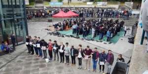 Mahasiswa Kampus Ini Bentengi Muslim yang Sholat