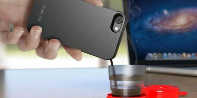 Wow, Casing HP Ini Bisa Seduh Kopi