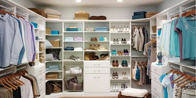 Trik Bikin Walk-In Closet Tertata Apik