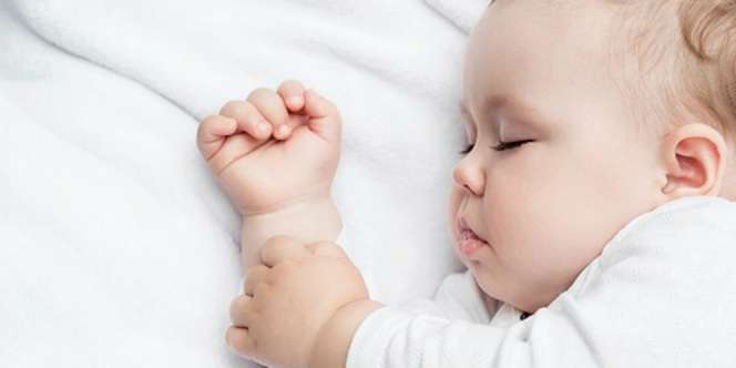 Bukan Hanya Butuh ASI, Ini Pemicu Bayi Sering Terbangun