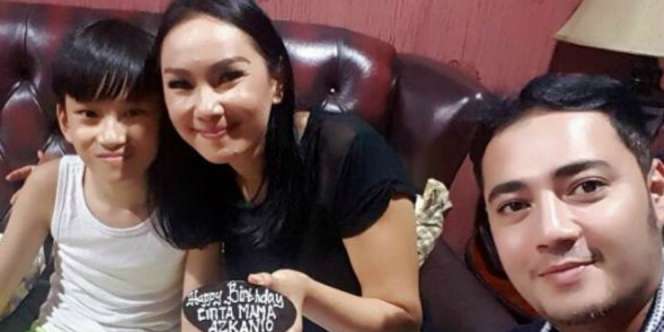 Ucapan Mantan Istri Deddy Corbuzier untuk Sang Anak Bikin Haru