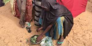 Krisis Pangan, Warga Somalia Buka Puasa Makan Daun
