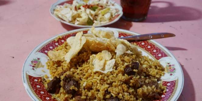 Bingung Bukber Dimana? Coba Nasgor di Warung Legendaris Ini