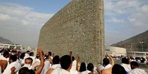 Cerita di Balik Jamarat, Tempat Jamaah Haji 'Melempar Setan'