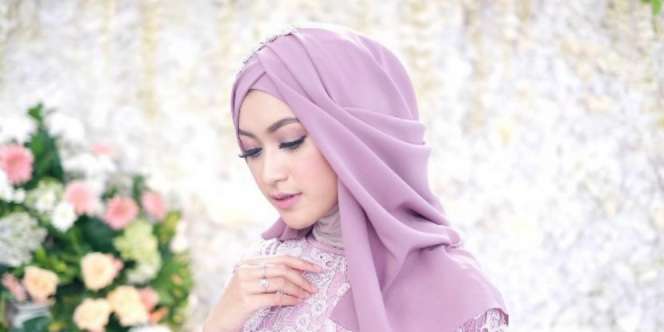 Puluhan Gaya Hijab Pasmina Sempurnakan Lebaranmu
