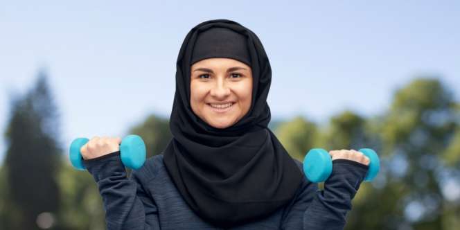 Ide Busana Santun yang Bisa Dipakai Hijaber untuk Berolahraga
