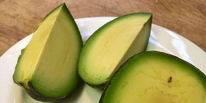 Belah Alpukat, Warganet Terkejut dengan Isinya...