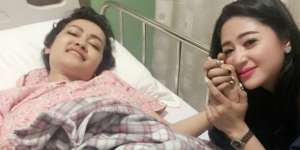 Doa Dewi Perssik untuk Jupe