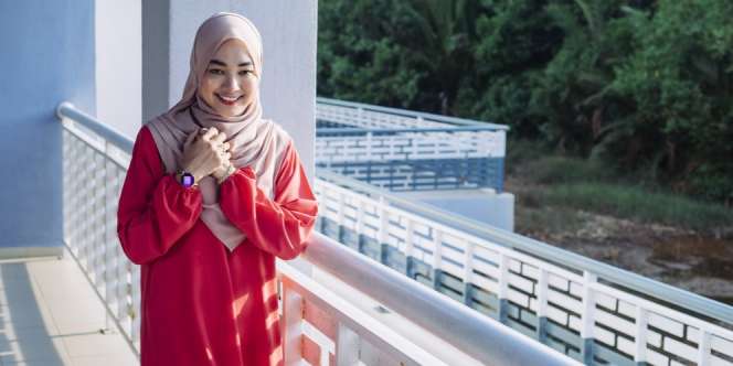 Berikan Sentuhan Merah Berseri Saat Silaturahmi