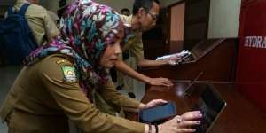 Wow, Ini Besaran Gaji ke-13 Pimpinan PNS non Departemen