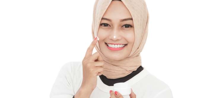 3 Tahapan Penting Merawat Kulit Wajah Tetap Cerah