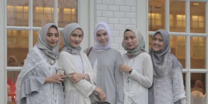 Inspirasi Padupadan Nuansa Abu-abu Agar Tidak Membosankan