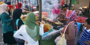 Gara-gara Jajanan Kaki Lima, Pria Ini Alami Sakit Mengerikan