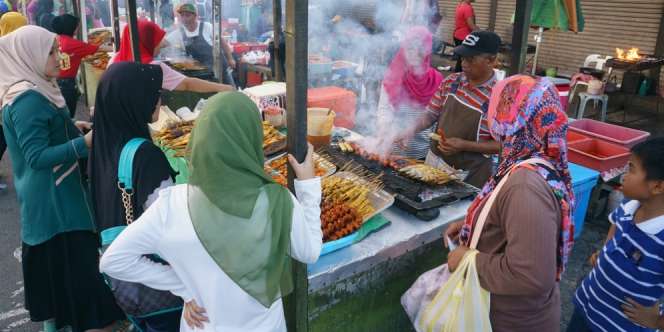 Gara-gara Jajanan Kaki Lima, Pria Ini Alami Sakit Mengerikan
