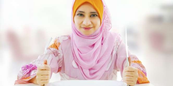 3 Kebiasaan Orang Indonesia Yang Sering Bikin Panas Dalam