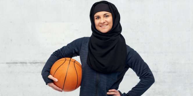 Suka Olahraga Meski Sedang Puasa, Tetap Lindungi Kulit Ya!