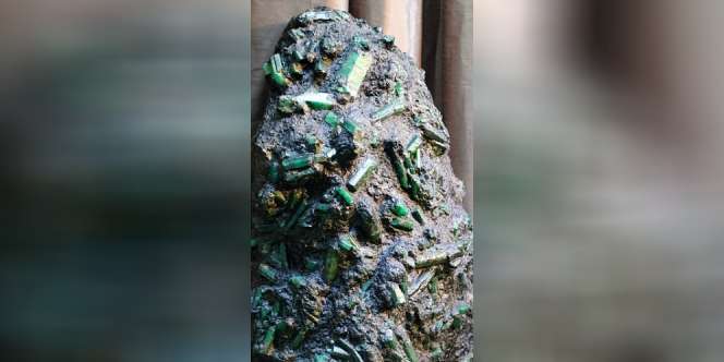 Temukan Batu Mulia Rp4 Triliun Berat 360 Kg, Pemilik Ketakutan