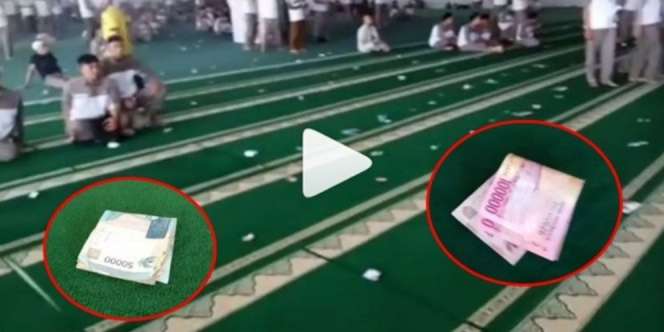 Di Masjid Ini Uang Berserakan Adalah Hal Biasa, Alasannya...