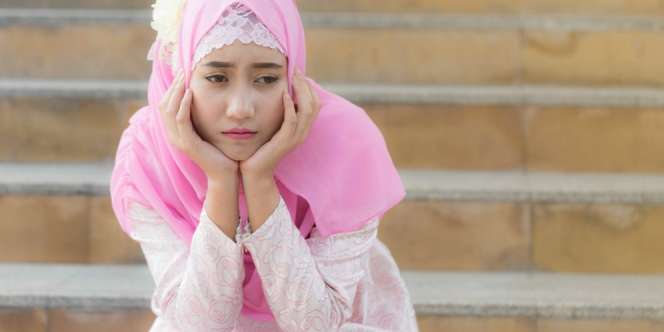 Tenggorokan Kering dan Sakit Saat Puasa? Jangan Dulu Berbuka