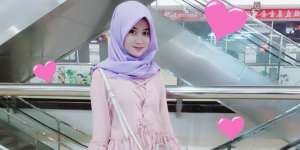 #HOTD: Feminin & Anggun, Referensi Gaya Busana Farah H Ardhila