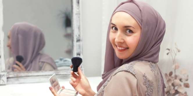 5 Cara Atasi Kesalahan Merias Wajah