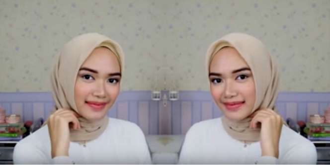 Tutorial Hijab `Anti-Ribet` untuk Silaturahmi