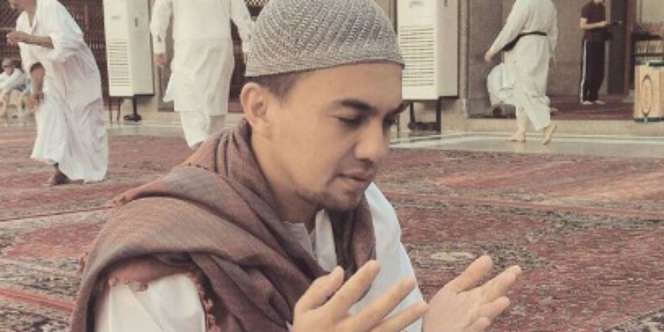 Ibunda Wafat, Rencana Lamaran Sahrul Gunawan Ditunda