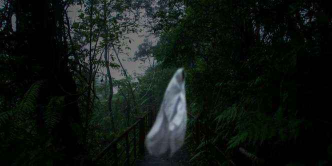 Jelang Lebaran, Warga Bogor Diteror Pocong