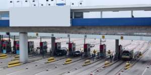 Sudah Mulai! Pemudik Melintas Tol Cikampek Terus Bertambah