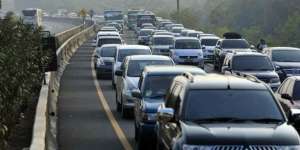Tol Jakarta-Cikampek Diberlakukan Contra Flow