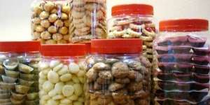 Ganjaran Pasangan Penjual Kue Lebaran 'Gaib'