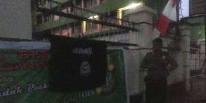 5 CCTV Rekam Aksi Peneror Mapolsek Kebayoran Lama, Hasilnya...