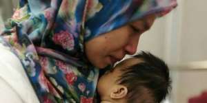 Foto Ini Terlihat Biasa, Tapi Kisah di Baliknya Bikin Nangis